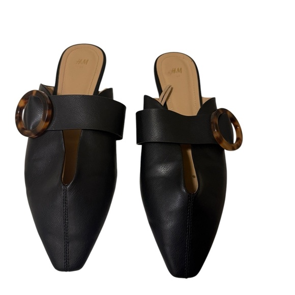 HEM leather black point toe slides. - Picture 1 of 13